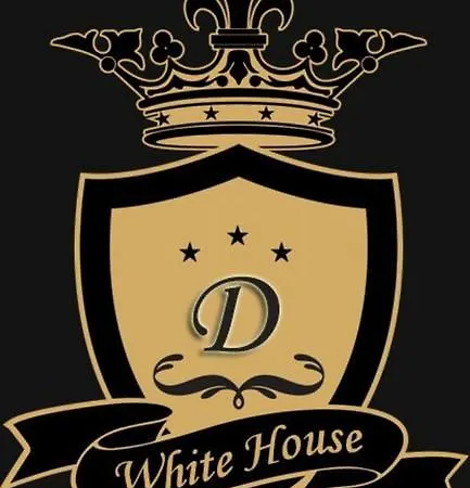White House 3*